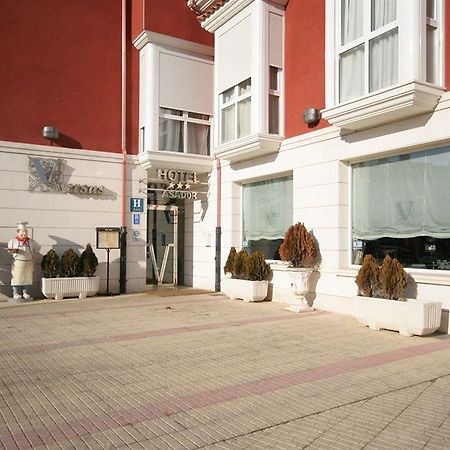 Hotel Asador H.M. Versus Burgos Exterior photo